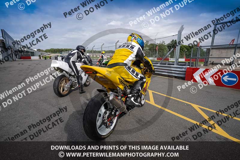 donington no limits trackday;donington park photographs;donington trackday photographs;no limits trackdays;peter wileman photography;trackday digital images;trackday photos